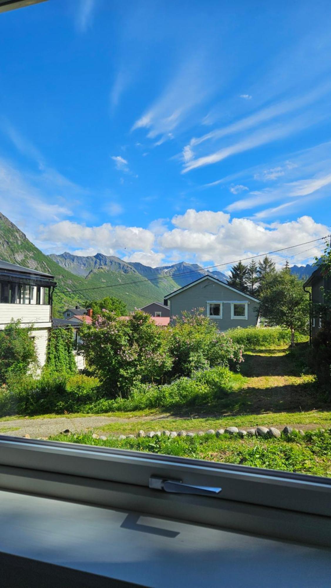 The Northern House Gryllefjord Экстерьер фото