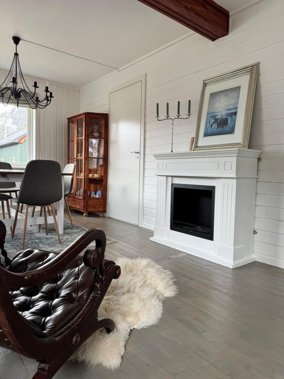 The Northern House Gryllefjord Экстерьер фото